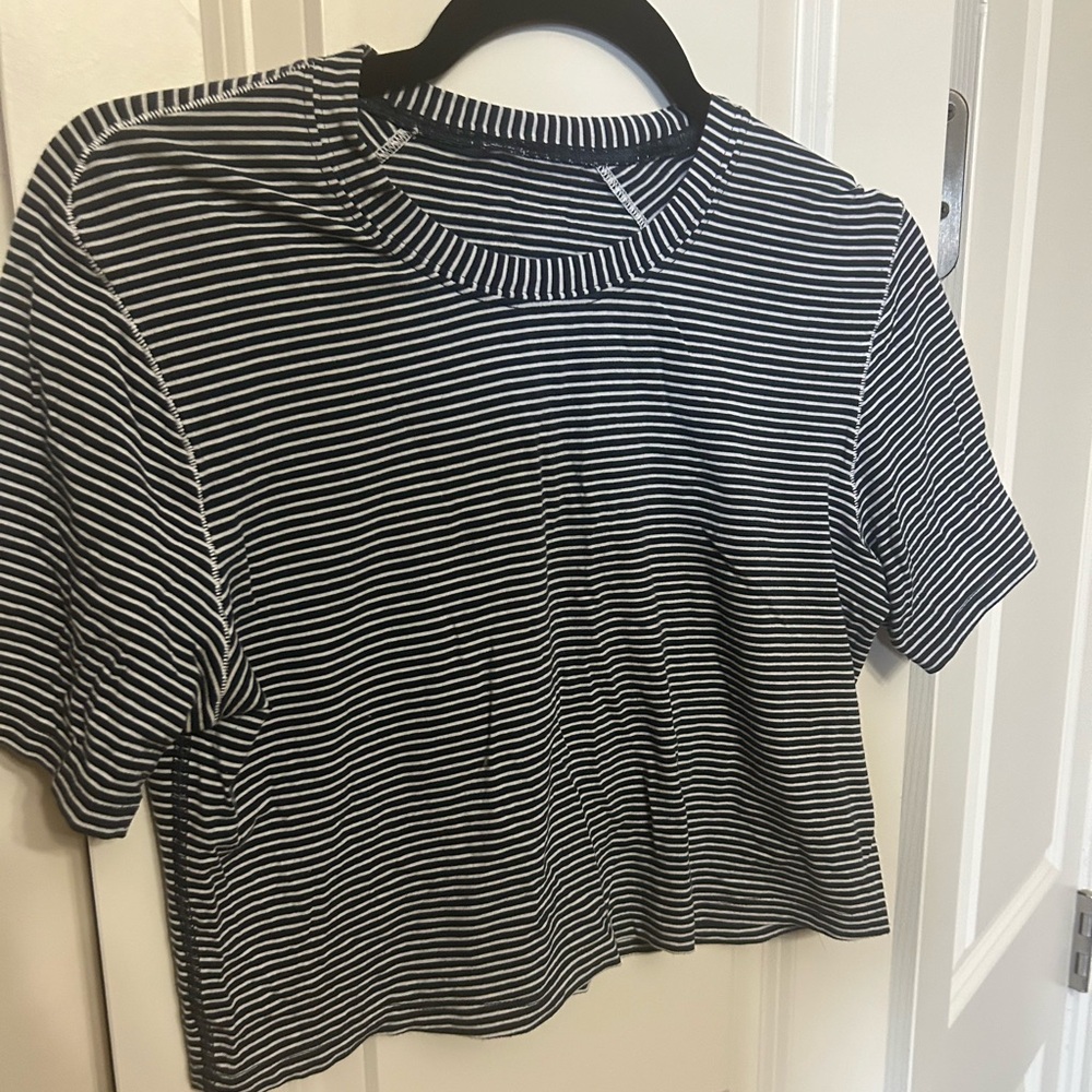 Lululemon Crop Top